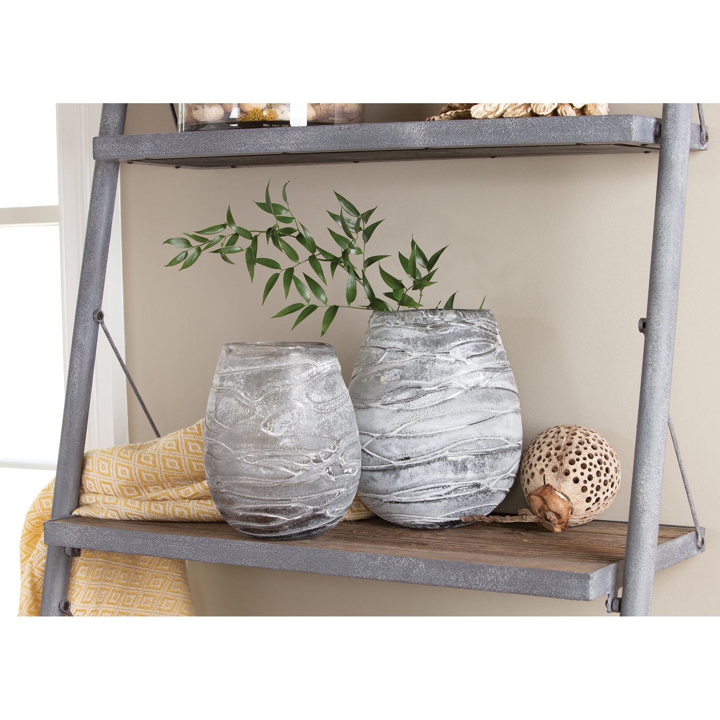 Raya Vase - Washed Gray