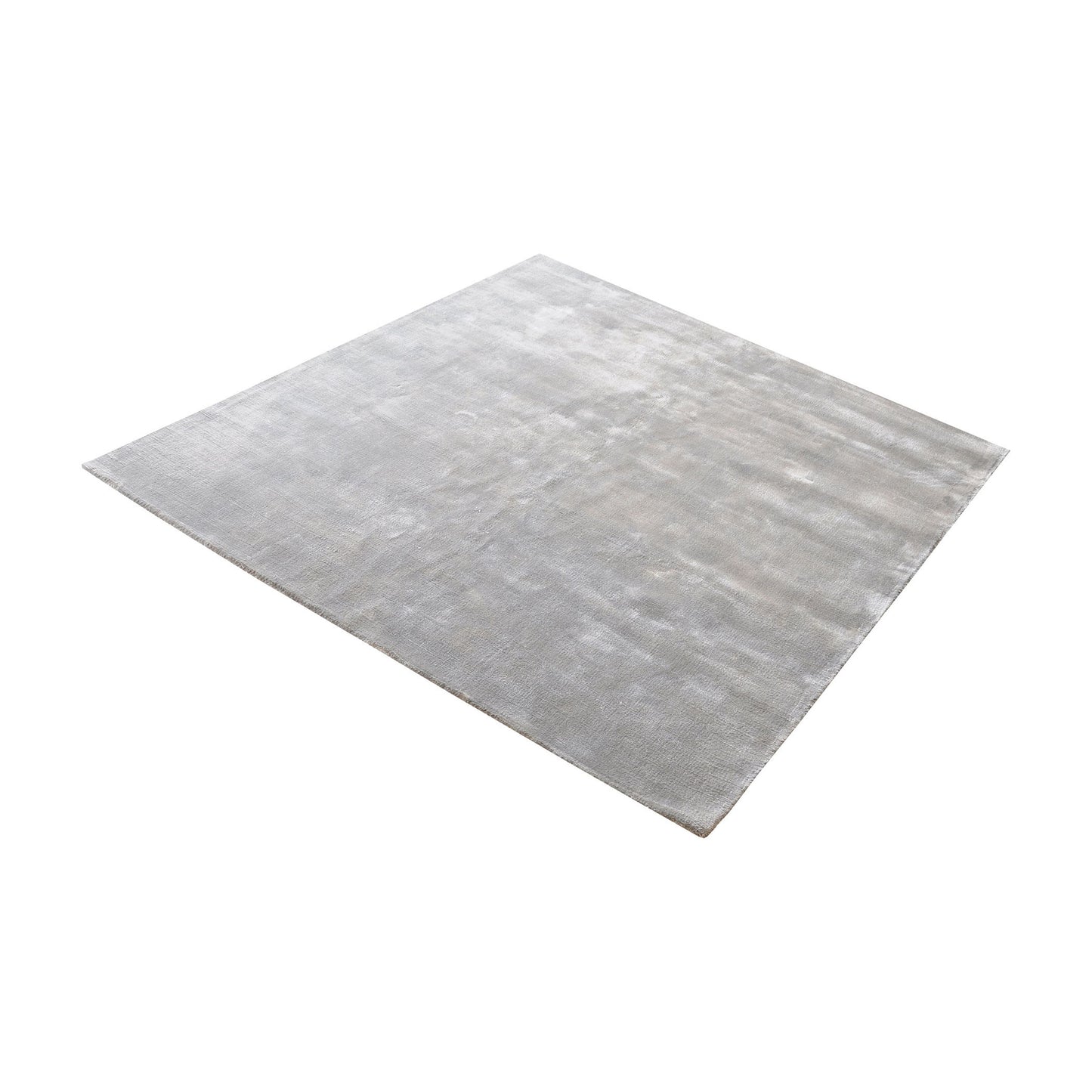 Auram Handwoven Viscose Rug in Silver